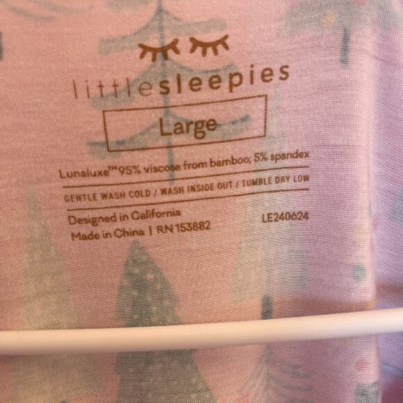 Little Sleepies Women’s Pajama Set Size Large Pink Twinkling Trees - Picture 3 of 10
